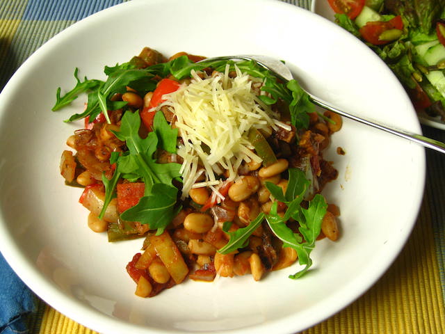 Farmhouse Italian White Beans and Peppers:Tuesday, March 26, 2024